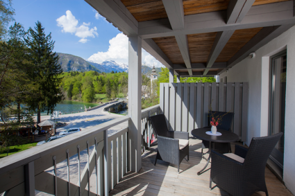 hotel jezero bohinj