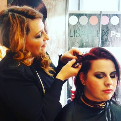 poročna frizura mon salon