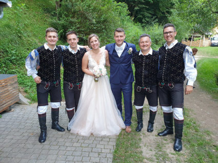 glasbena skupina za poroko
