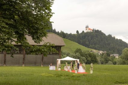 poroka na Škofjeloškem