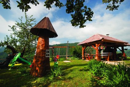 Izletniška kmetija Ravničan