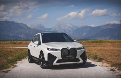 BMW iX xDrive 40 240 kW