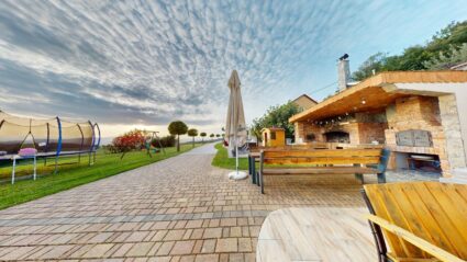 Villa Four Stars