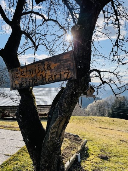 Izletniška kmetija Pr Hariž  ·