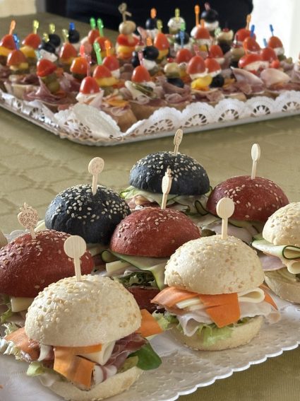 pogostitev na poroki