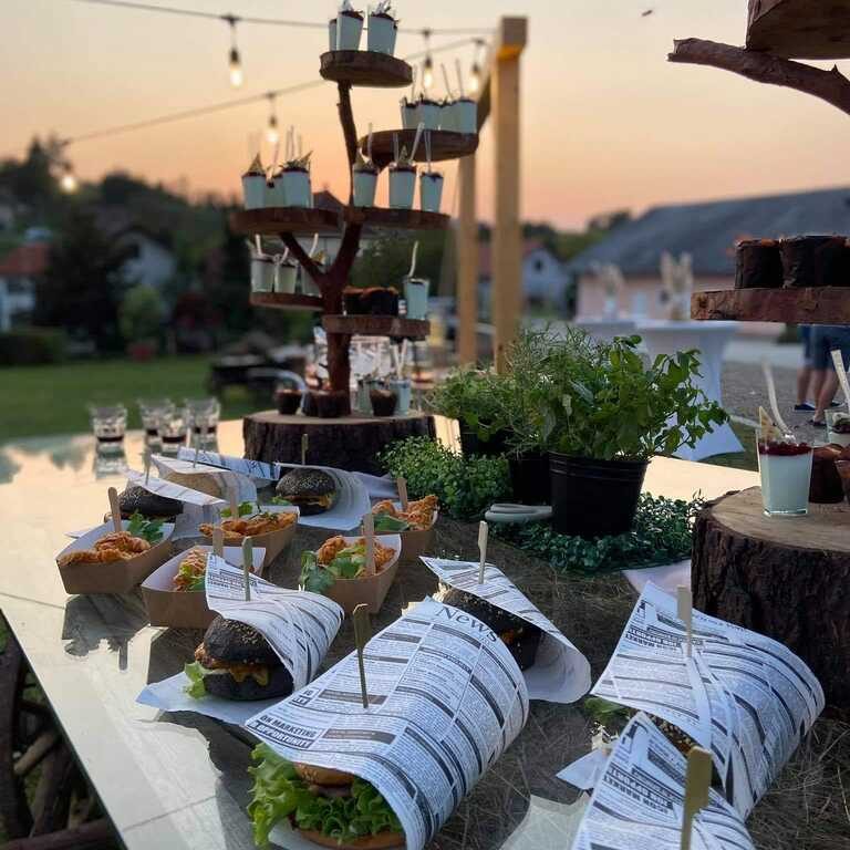 Boš? Bom catering
