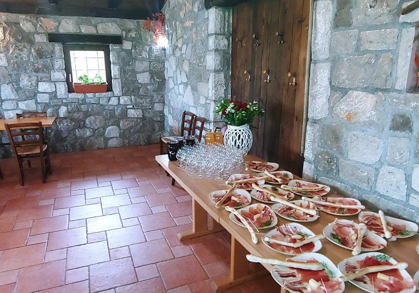 praznovanje zaključene družbe na Krasu