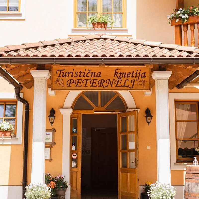 turistična kmetija Peternelj